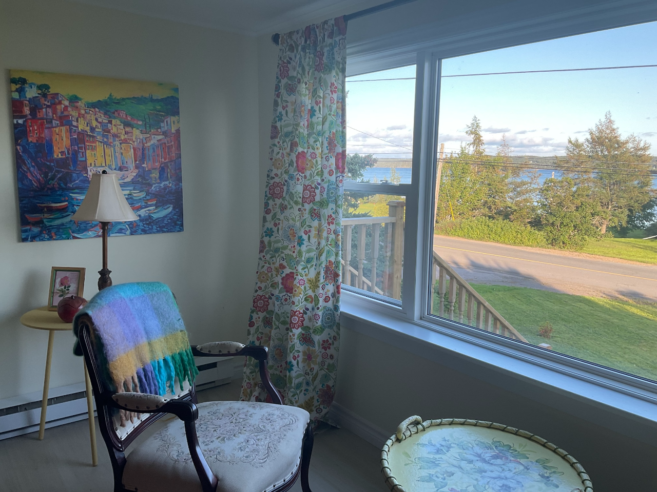 Surround yourself with Newfoundland culture inside and outside of Inn the Garden.