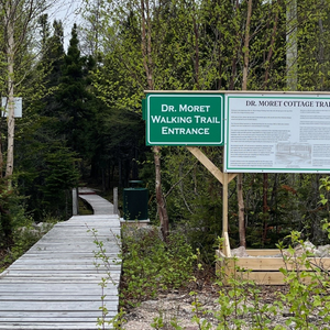 Dr. Moret's Walking Trail