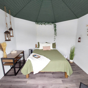 Gros Morne Glamping - Timber Hut