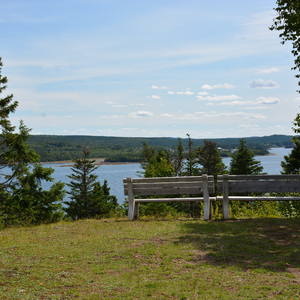 Hann's Point Memorial and Lookout