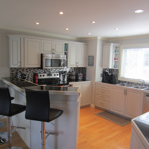 Fox Chalet Rentals - 24 Lakeside Drive